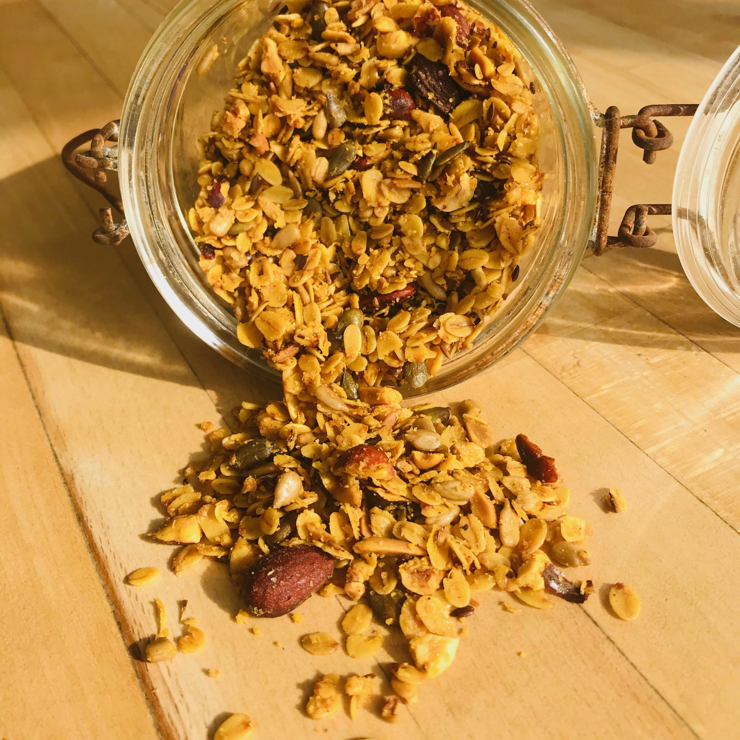 You are currently viewing Granola salé, le topping qui change tout !